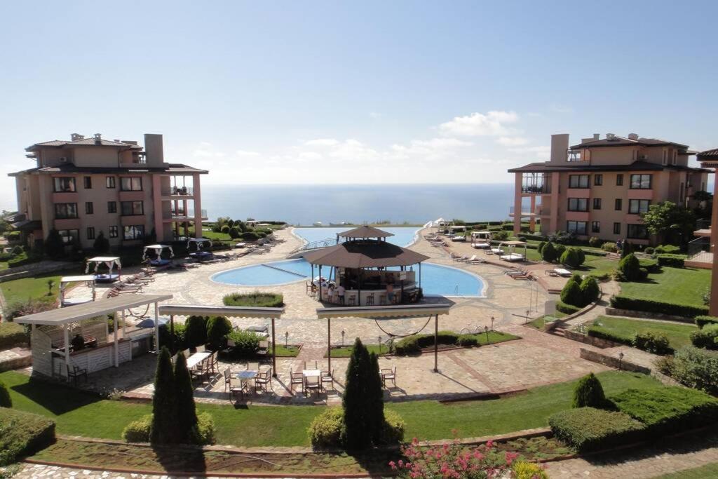 La Casa Del Mar Kaliakria - Стилен Апартамент В Калиакрия Резорт توبولا المظهر الخارجي الصورة